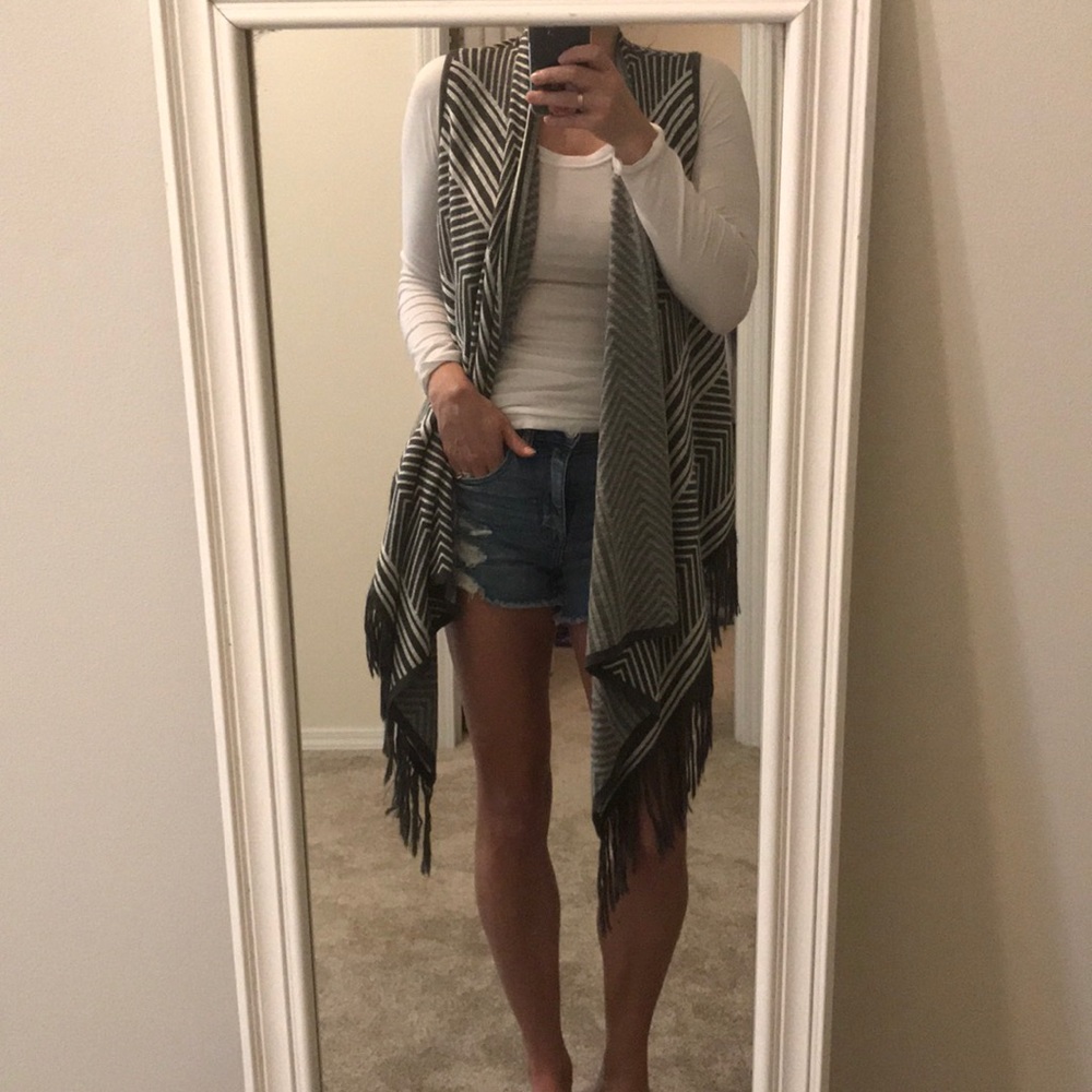 Waterfall vest
